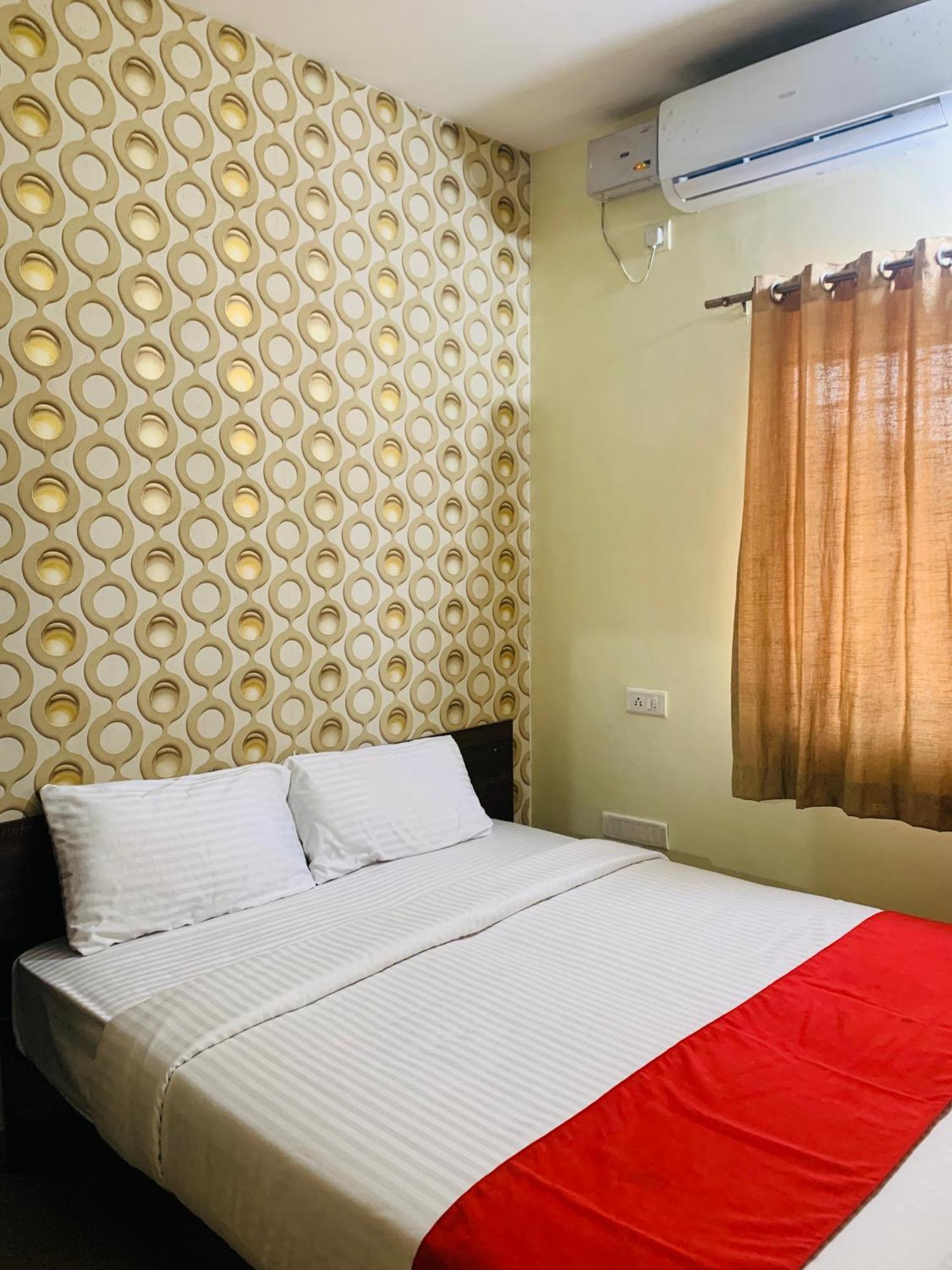 Western Silicon Hotel Kammasandra Kültér fotó